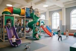 Ouvrir un parc de jeux couvert sans franchise : projet réaliste