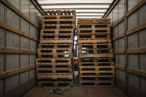 Combien de palettes dans un camion : notre guide complet