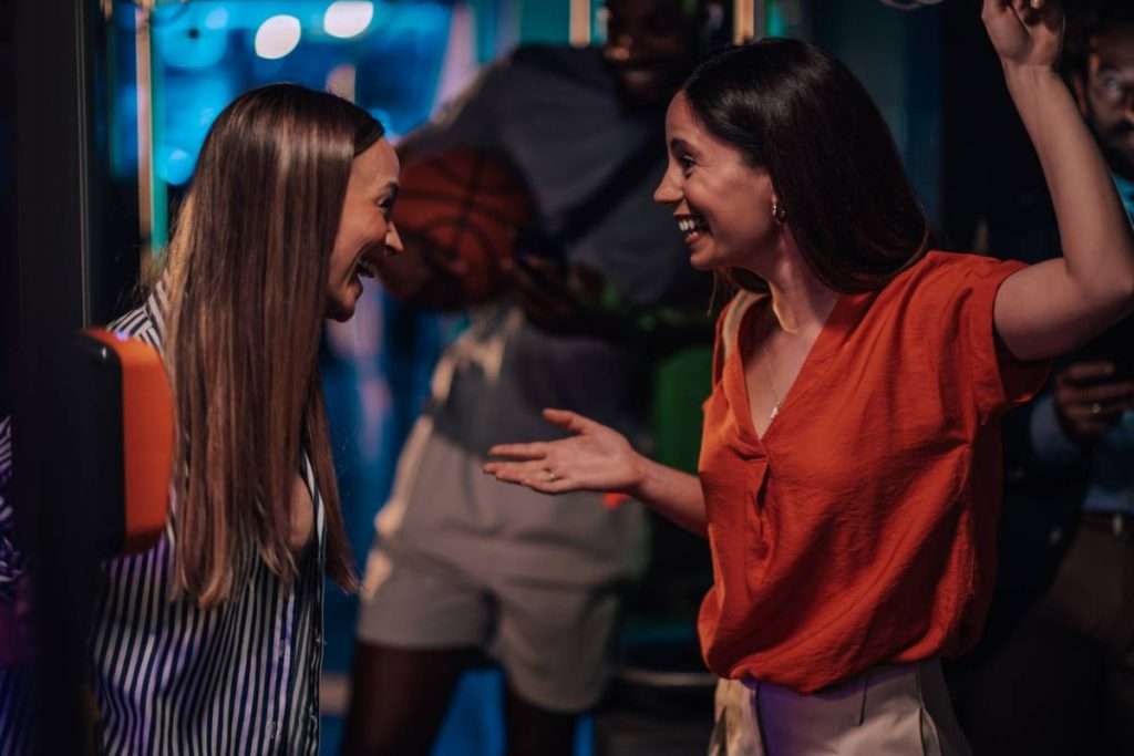 Gaming, karaoké, blind test : soirée parfaite en salon privatif